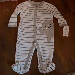 NWT Carter’s 3 month onesie